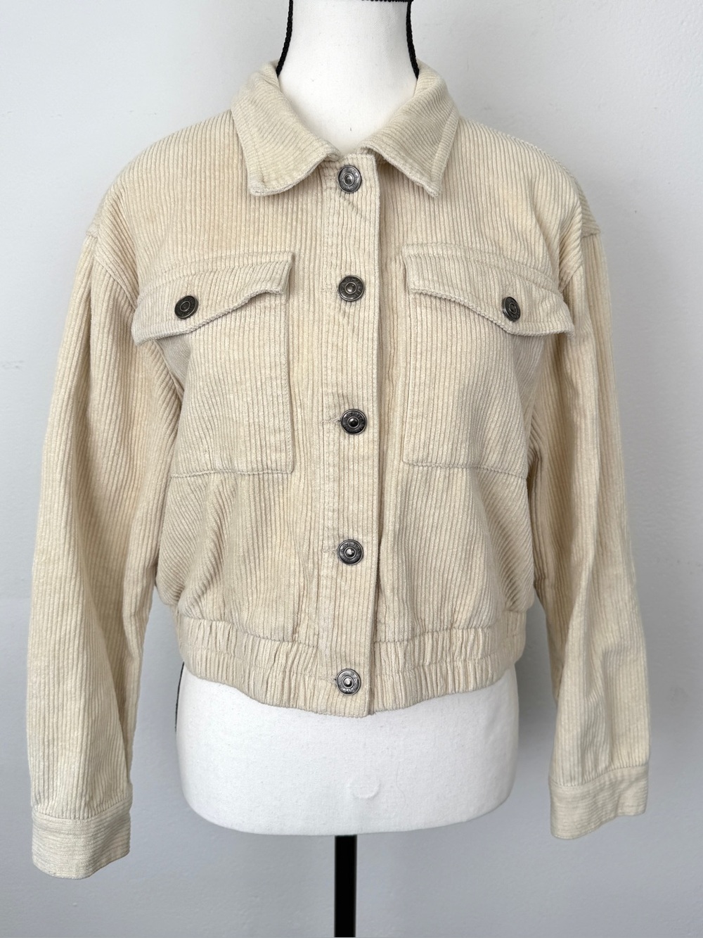 Anna-Kaci Size Small Cream Corduroy Cropped Button Front Jacket